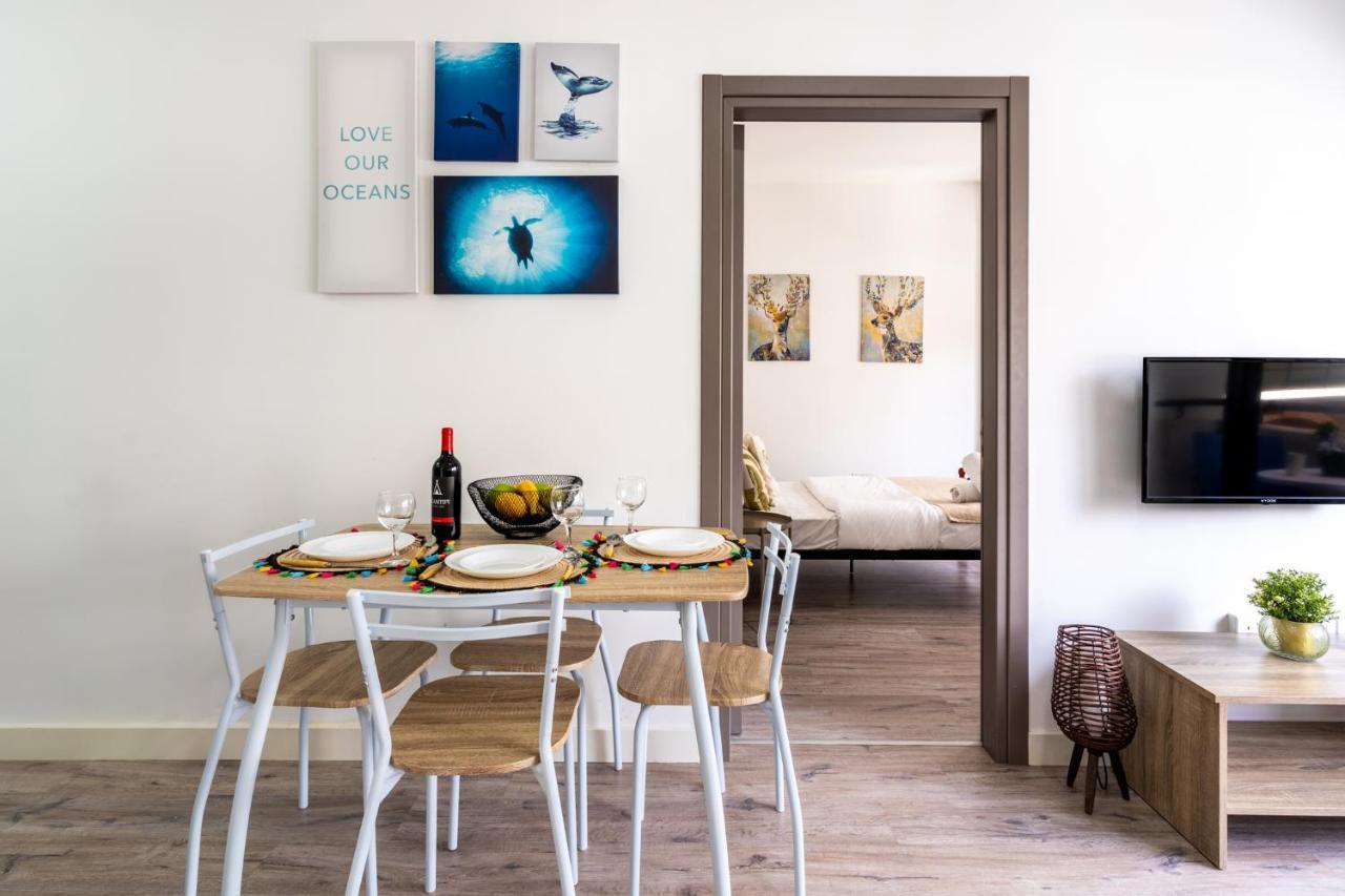 Eleni'S 1-Br Apt In Larnaca Center ภายนอก รูปภาพ